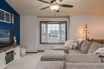 900 10th Street SE, Waseca, MN 56093 - Photo 9