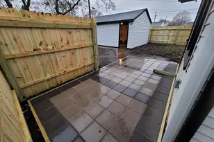 934 Orange Ave E, Saint Paul, MN 55106 - Photo 3