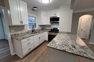 934 Orange Ave E, Saint Paul, MN 55106 - Photo 7