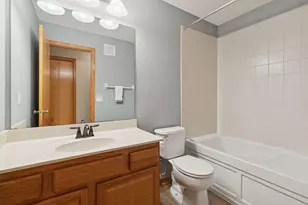 589 Crane Creek Ln, Eagan, MN 55121 - Photo 21