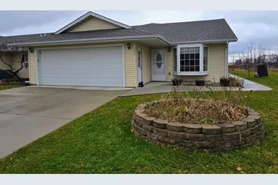 150 Ridgeview Drive, Pipestone, MN 56164 - Photo 1