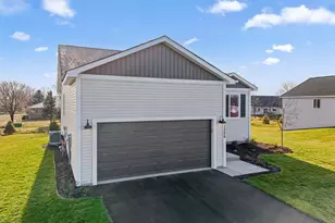 1356 Wisteria Ln, New Richmond, WI 54017 - Photo 3