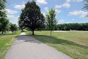 2305 Brookridge Ave, Golden Valley, MN 55422 - Photo 45