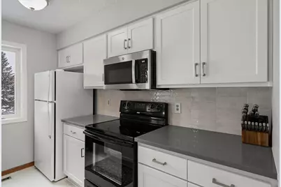 1595 W Wayzata Boulevard #F, Long Lake, MN 55356 - Photo 13