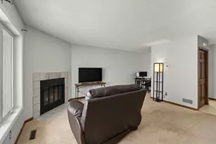 1595 W Wayzata Blvd, Long Lake, MN 55356 - Photo 9