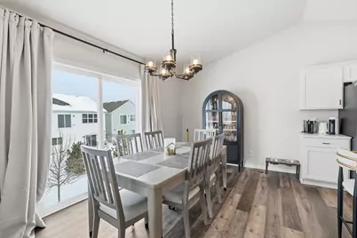 6886 102nd Street S, Cottage Grove, MN 55016 - Photo 7