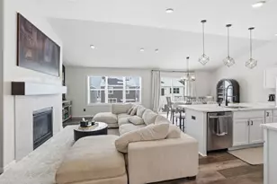 6886 102nd St S, Cottage Grove, MN 55016 - Photo 13