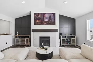 6886 102nd St S, Cottage Grove, MN 55016 - Photo 9