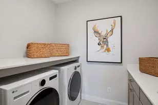 4000 Arbor Dr, Woodbury, MN 55129 - Photo 21