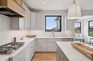 4000 Arbor Dr, Woodbury, MN 55129 - Photo 13