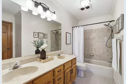 185 Cascade Court, Chanhassen, MN 55317 - Photo 17