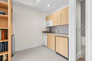 21150 Excelsior Blvd, Excelsior, MN 55331 - Photo 25