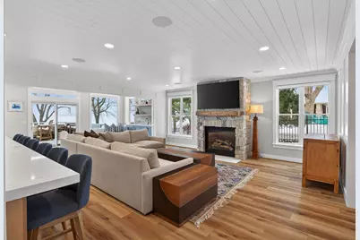 939 Park Avenue, Mahtomedi, MN 55115 - Photo 13