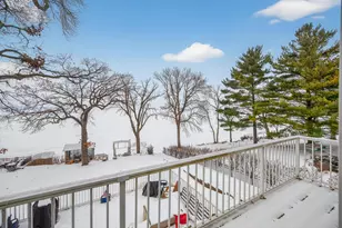 939 Park Ave, Mahtomedi, MN 55115 - Photo 37