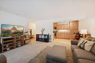 4350 Brookside Ct, Edina, MN 55436 - Photo 13