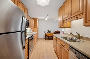 4350 Brookside Ct, Edina, MN 55436 - Photo 15