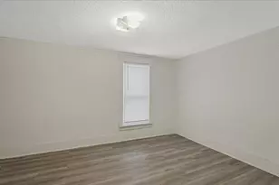 721 E 2nd St, Duluth, MN 55805 - Photo 23