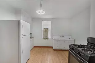 721 E 2nd St, Duluth, MN 55805 - Photo 11