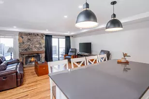 1216 Trailwood S, Hopkins, MN 55343 - Photo 9