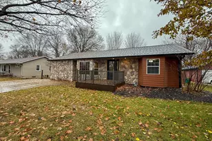 468 High St, Emmons, MN 56029 - Photo 1