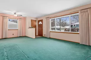 3012 Aquila Ave N, Crystal, MN 55427 - Photo 5