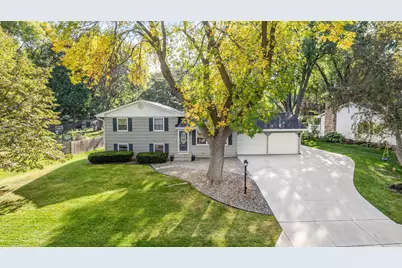 1749 Lamplight Drive, Woodbury, MN 55125 - Photo 1