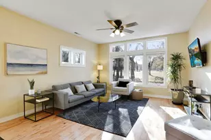 219 5th St SE, Minneapolis, MN 55414 - Photo 3