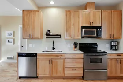 219 5th Street SE, Minneapolis, MN 55414 - Photo 7