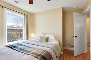 219 5th St SE, Minneapolis, MN 55414 - Photo 11