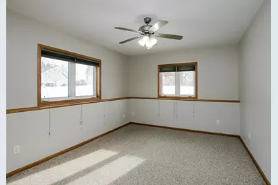 720 Tyler Street SW, Hutchinson, MN 55350 - Photo 19