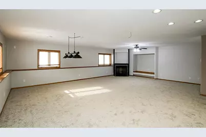 720 Tyler Street SW, Hutchinson, MN 55350 - Photo 21