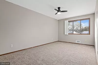 2451 Wimbledon Bay, Woodbury, MN 55125 - Photo 23