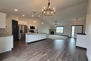 320 Falcon Run, Eagle Lake, MN 56024 - Photo 7