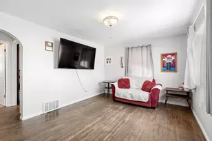 211 12th Ave SW, Austin, MN 55912 - Photo 13