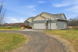 30190 Quandam Ln, Center City, MN 55012 - Photo 3