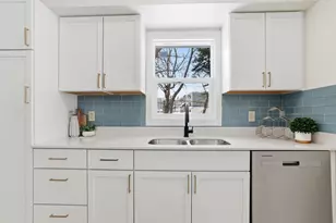 6951 11th St N, Oakdale, MN 55128 - Photo 9