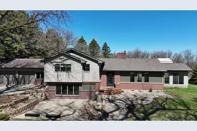 45722 County Road 15, Windom, MN 56101 - Photo 1