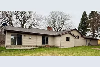 45722 County Road 15, Windom, MN 56101 - Photo 3