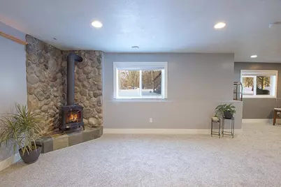 23429 London Street NE, Bethel, MN 55005 - Photo 35