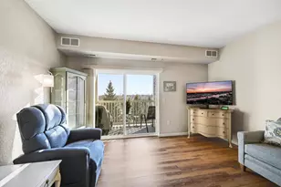 1331 Lake Dr W, Chanhassen, MN 55317 - Photo 11