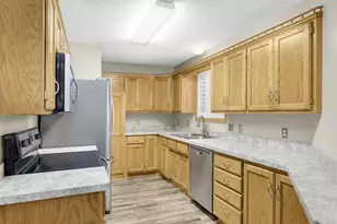 7147 Ivy Ridge Ct, Lino Lakes, MN 55014 - Photo 9