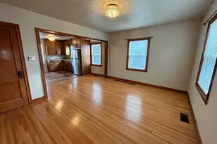 118 Crocker Ave N, Thief River Falls, MN 56701 - Photo 9