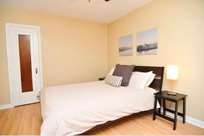 1015 26th Avenue SE #B, Minneapolis, MN 55414 - Photo 9