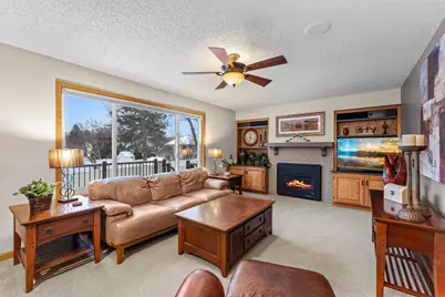 4890 Cottonwood Lane N, Plymouth, MN 55442 - Photo 7