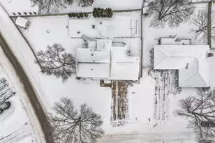 4890 Cottonwood Ln N, Plymouth, MN 55442 - Photo 53