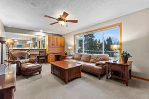 4890 Cottonwood Ln N, Plymouth, MN 55442 - Photo 9