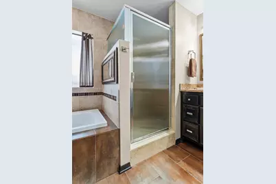 4890 Cottonwood Lane N, Plymouth, MN 55442 - Photo 25