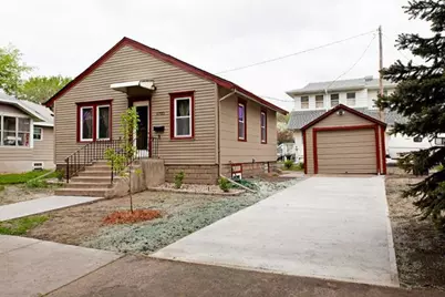 1721 Rollins Avenue SE, Minneapolis, MN 55414 - Photo 1