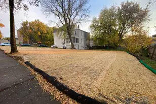 594 Brunson St, Saint Paul, MN 55130 - Photo 1