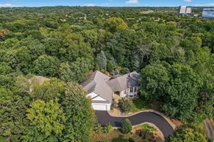 2520 Arbor Ct, Mendota Heights, MN 55120 - Photo 49